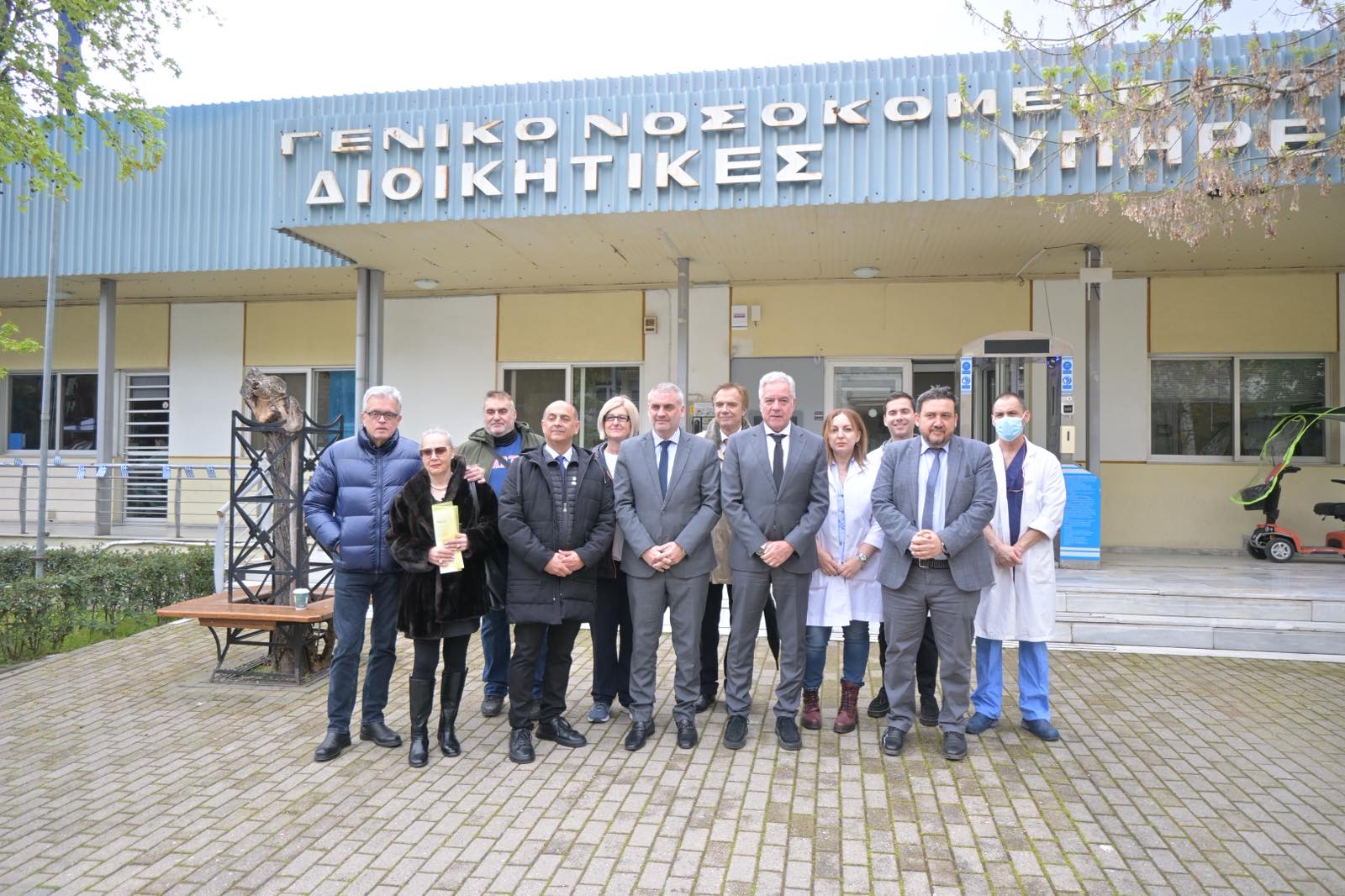 Σημαντική δωρεά των Ρόταρυ στη Γυναικολογική Κλινική του Γ.Ν. Λάρισας