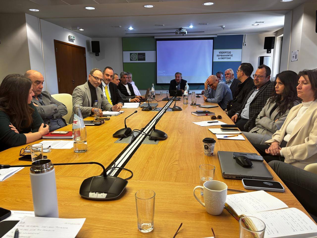 Τριπλό αίτημα στήριξης από τον ΣΥΦΩΕΛ για φωτοβολταϊκά μέχρι 500kw