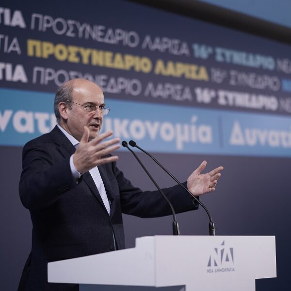 Κ. Χατζηδάκης: Ανακοίνωσε πληρωμές 1 δισ. € στους αγρότες μέχρι τον Ιούνιο