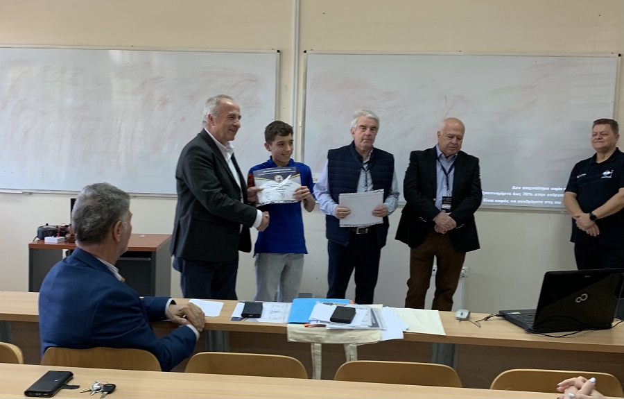 Στον «Αρίσταρχο» διακρίθηκε μαθητής του Προτύπου Γυμνασίου Λάρισας