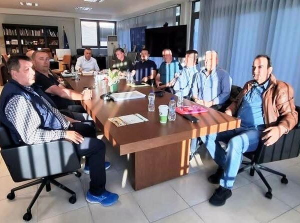 Σύσκεψη Δ. Κουρέτα με παραγωγούς που αποκλείστηκαν από τις αποζημιώσεις για τις καταστροφές του «Daniel»