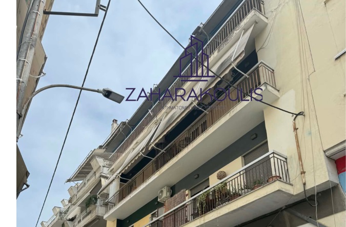 Ενοικιάζεται διαμέρισμα – μεζονέτα στη Λάρισα