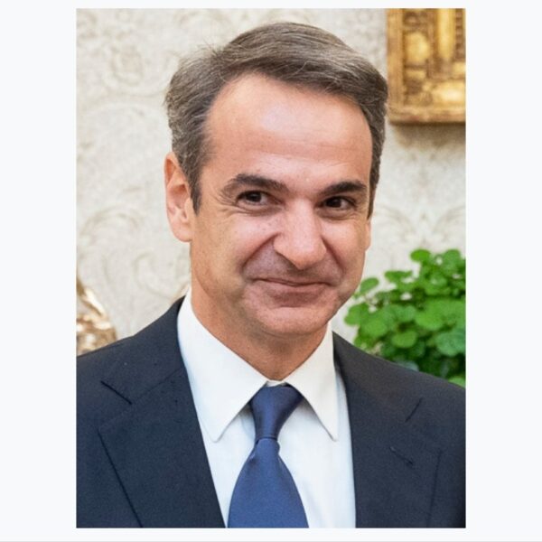 Μητσοτάκης: Όποτε η πραγματικότητα ενοχλεί, αλλάζει την ατζέντα