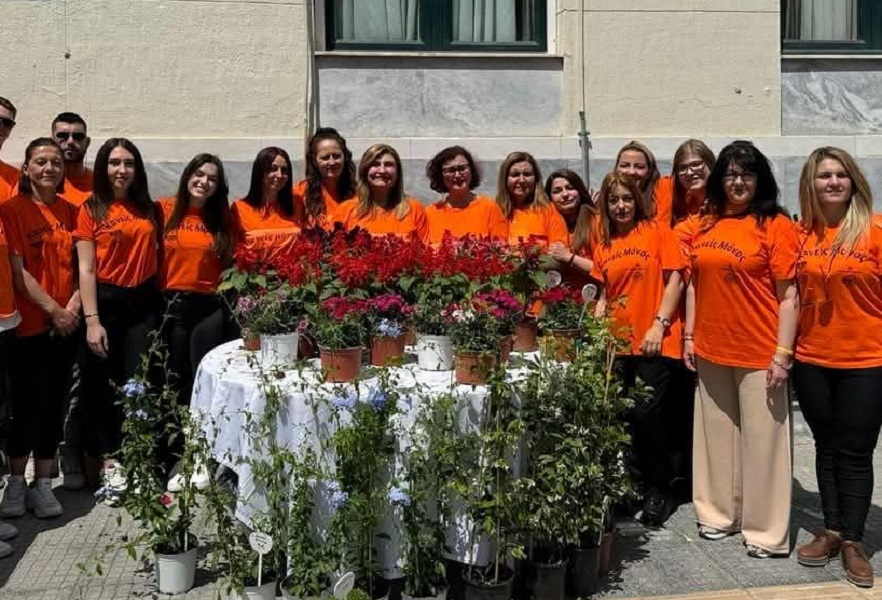 Κανείς Μόνος: «Η Λάρισα το Σάββατο, γεμίζει Φως, Λουλούδια και Αγάπη »