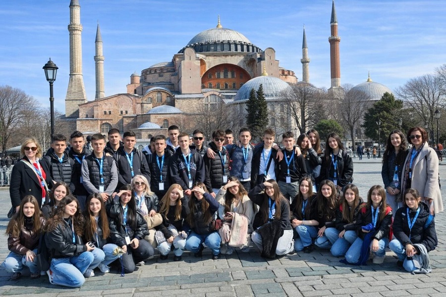 Συμμετοχή 13ου ΓΕΛ στο 3ο Μαθητικό Περιβαλλοντικό Συνέδριο Κωνσταντινούπολης