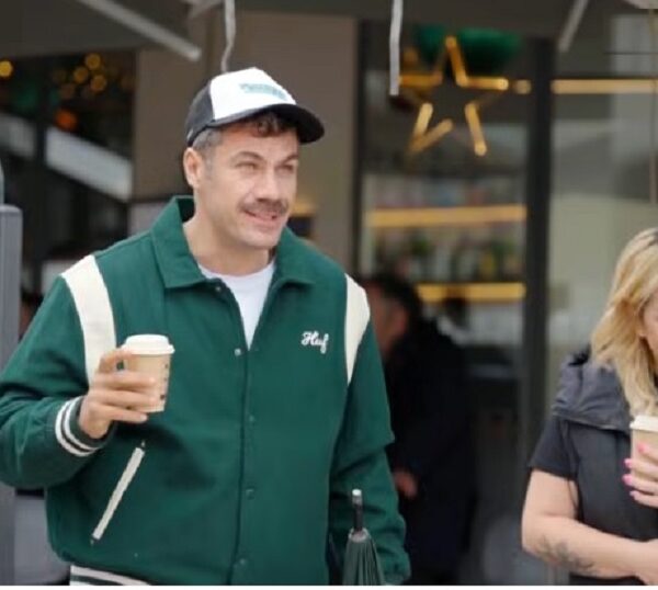 Το πιο γευστικό food tour με τον Ακη Πετρετζίκη συνεχίζεται στη Λάρισα την Κυριακή