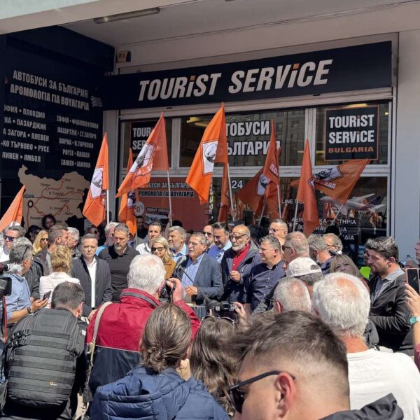 Στην απεργιακή κινητοποίηση των εργαζομένων στους ΟΤΑ στην Αθήνα ο Στέλιος Τσικριτσής