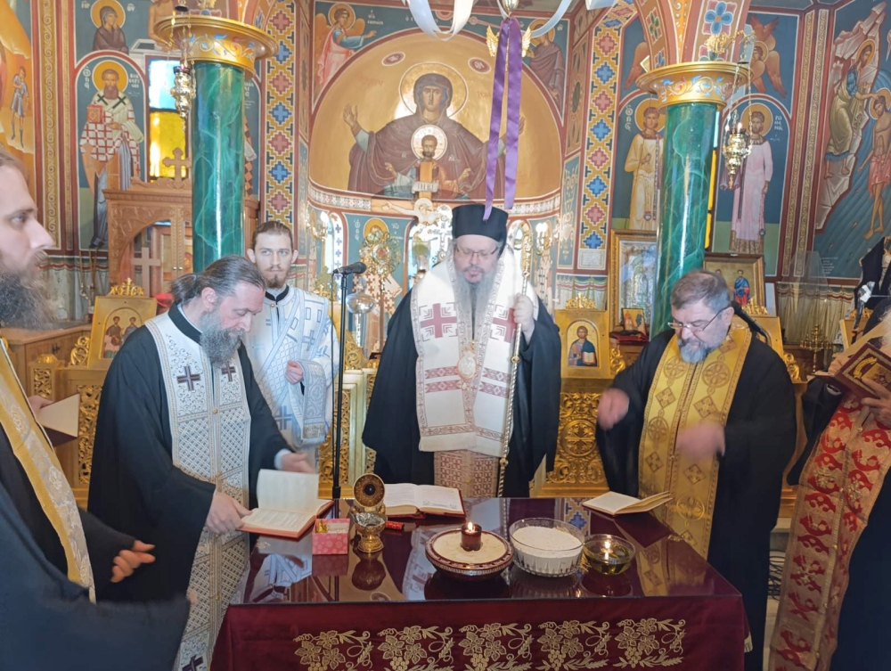 Το Μυστήριο του Ευχελαίου στα Νοσηλευτικά Ιδρύματα της Λάρισας