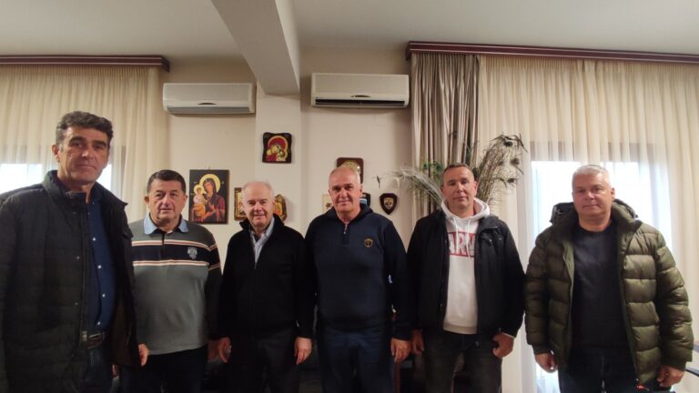 Στον δήμαρχο Τεμπών για τα φερτά υλικά