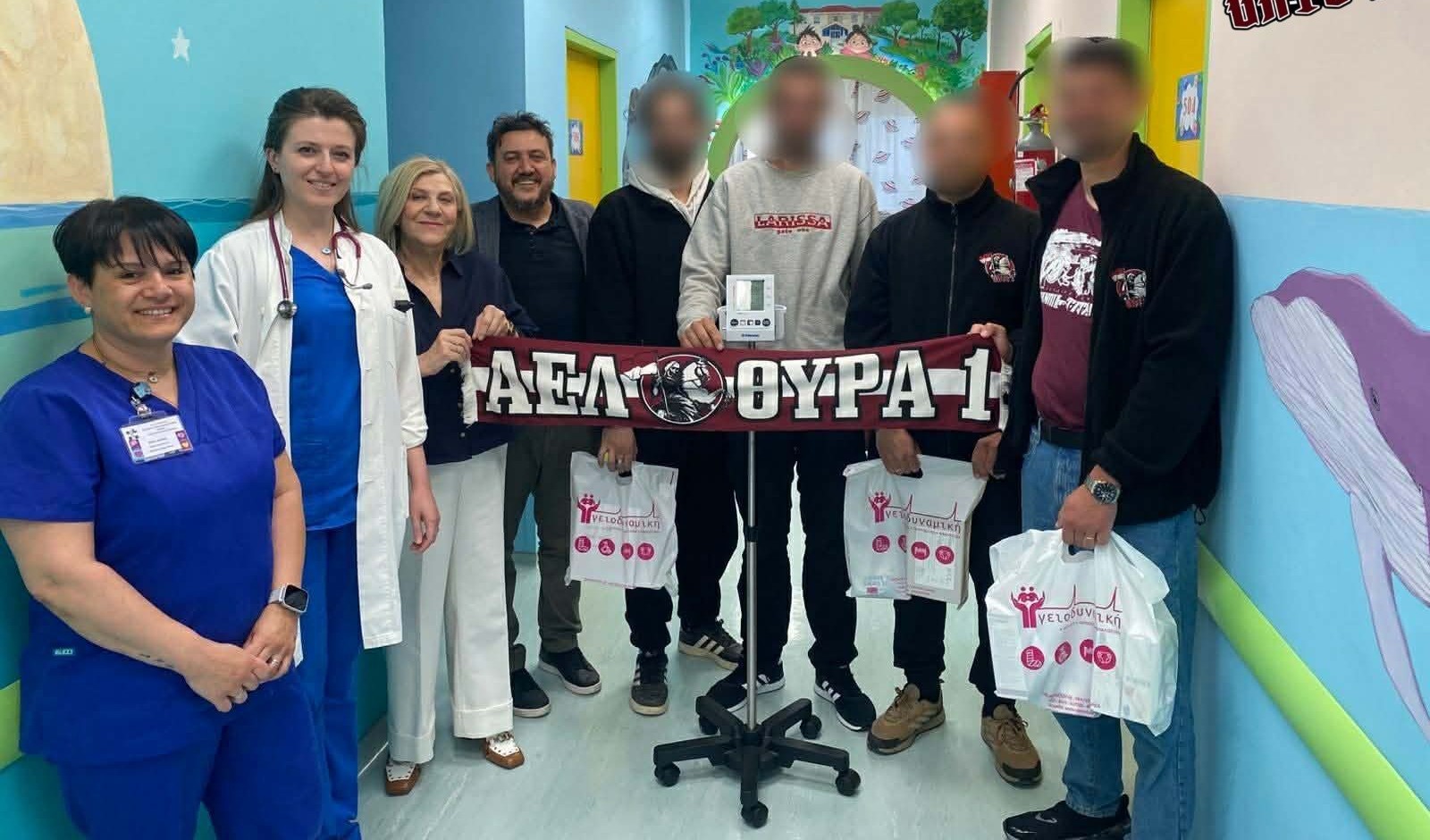 Οι φίλαθλοι της Θύρας 1 της ΑΕΛ προσέφεραν υγειονομικό εξοπλισμό στο Γ.Ν. Λάρισας