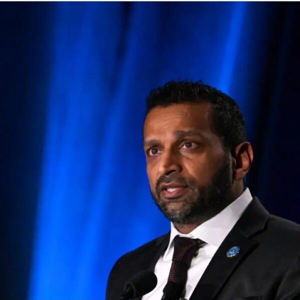 Αγωγή-μαμούθ 250 εκατ. δολαρίων: Ο διευθυντής του FBI μηνύει το Atlantic