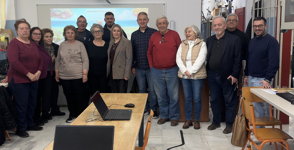 Ολοκληρώθηκε στον Τύρναβο το πρόγραμμα εκμάθησης Η/Υ για ηλικιωμένους