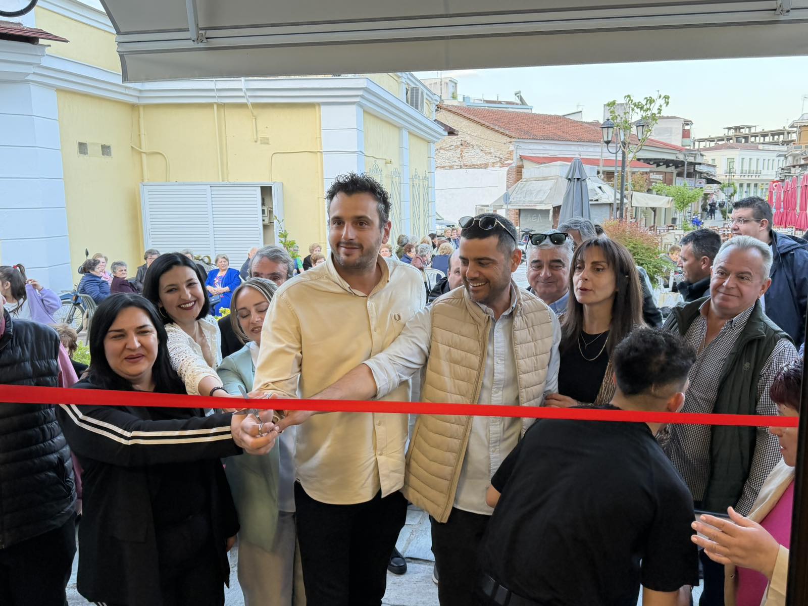 Η τρίτη ηλικία στον Τύρναβο ξαναβρήκε το στέκι της