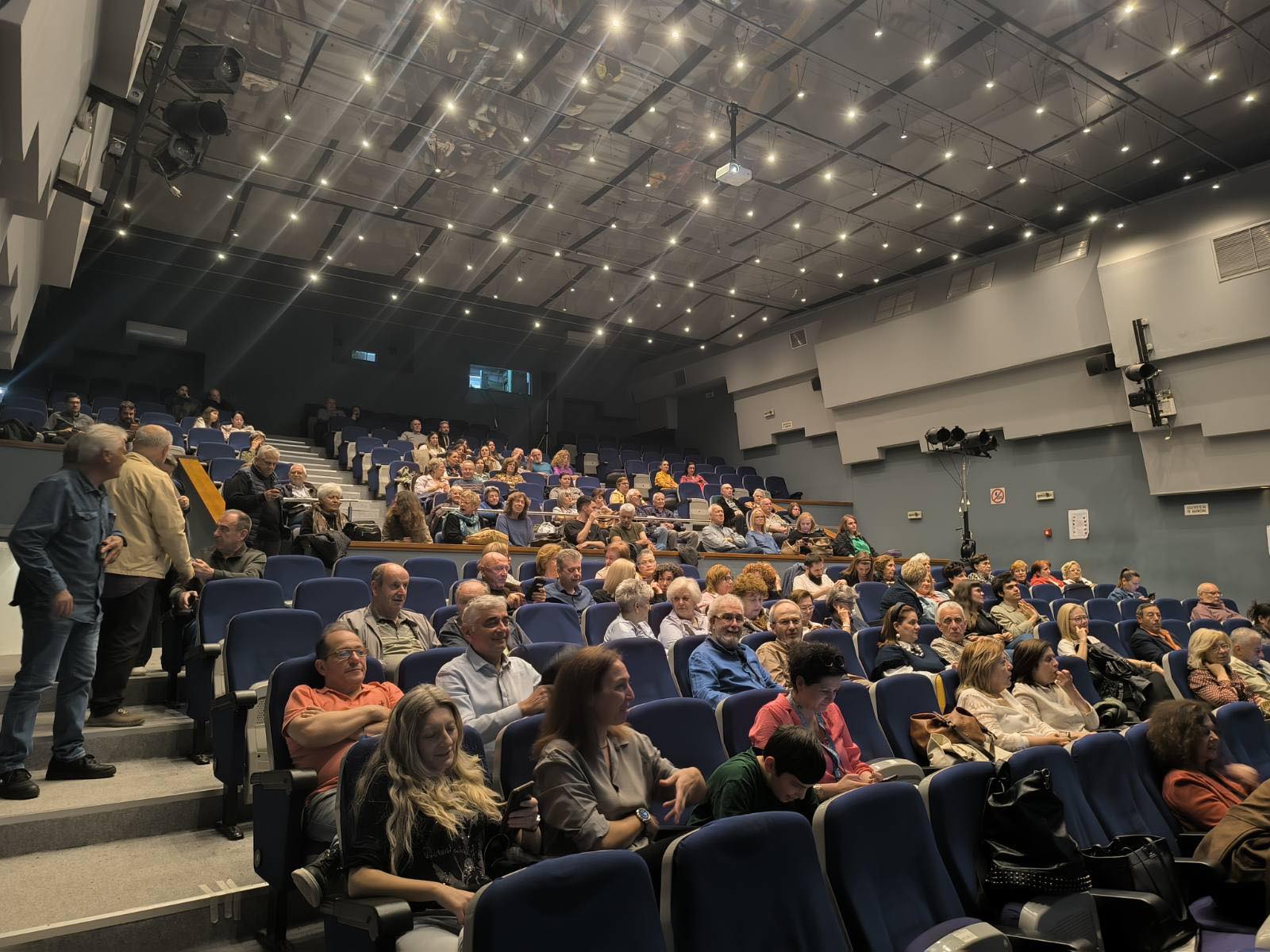 Συγκίνηση στον Τύρναβο στην προβολή της ταινίας «Το τελευταίο σημείωμα» που έδωσε διδάγματα αγώνα