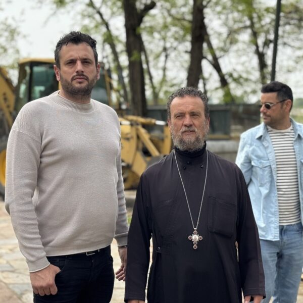 Εργασίες καθαρισμού και ευπρεπισμού στο πάρκο του Αγίου Θωμά Αμπελώνα ενόψει της πανήγυρης