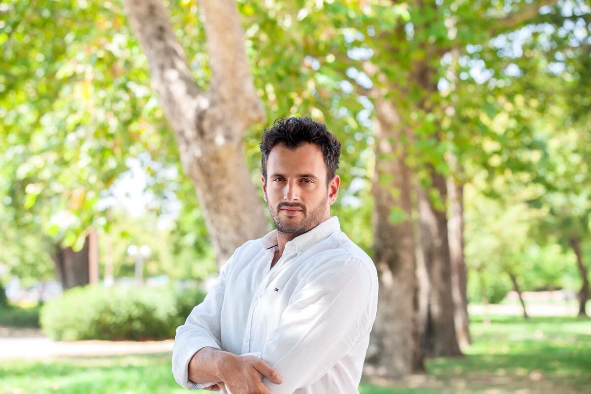 Μήνυμα του δημάρχου Τυρνάβου Στέλιου Τσικριτσή για το Πάσχα