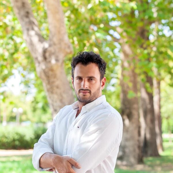 Μήνυμα του δημάρχου Τυρνάβου Στέλιου Τσικριτσή για το Πάσχα