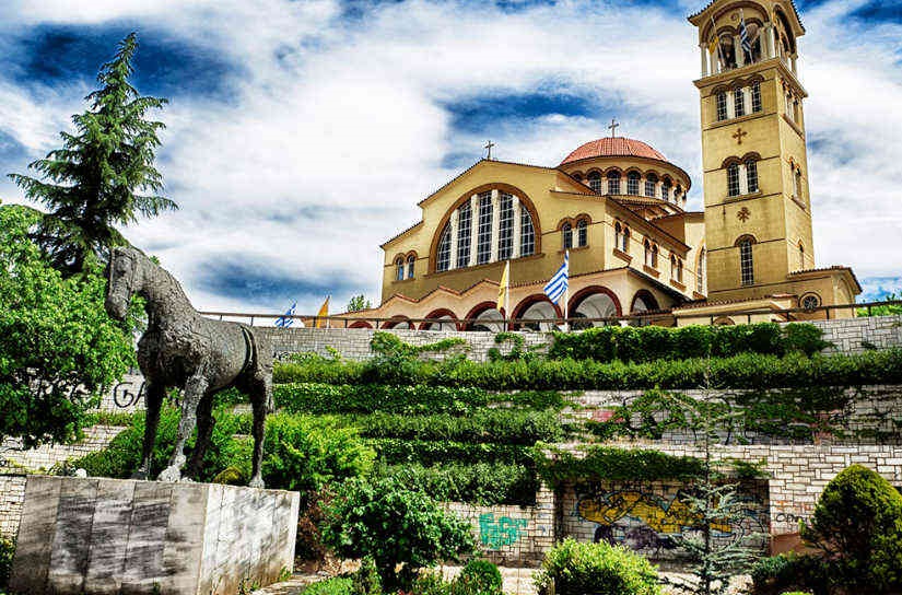 Κλειστή η αγορά της Λάρισας στις 15 Μαΐου για τον Άγιο Αχίλλιο