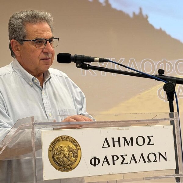 Παρουσιάστηκε η μελέτη κυκλοφοριακών ρυθμίσεων για την πόλη των Φαρσάλων