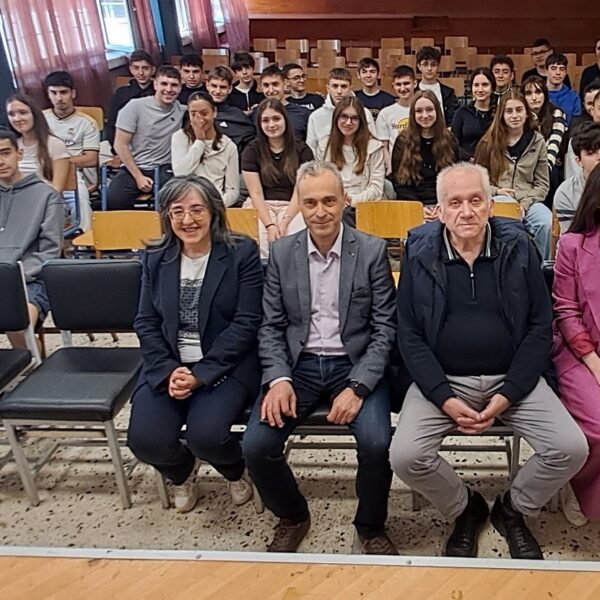 Μάθημα καλλιέργειας φορολογικής συνείδησης