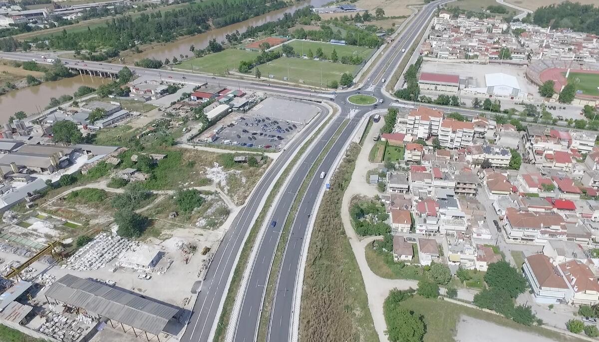 «Οι δρόμοι θυμούνται (2011-2023): 518 εκατ. ευρώ έργα ή 10,56 εκατ. ευρώ συντηρήσεις (2024-2026)»