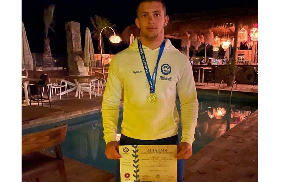 Ασημένιο μετάλλιο για τον Τυρναβίτη Αλέξανδρο Μεϊντή στο πανελλήνιο πρωτάθλημα Beach wrestling