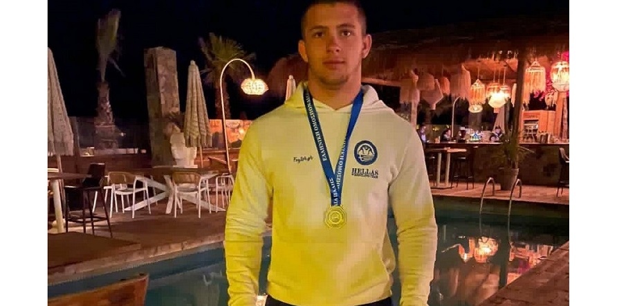 Ασημένιο μετάλλιο για τον Τυρναβίτη Αλέξανδρο Μεϊντή στο πανελλήνιο πρωτάθλημα Beach wrestling