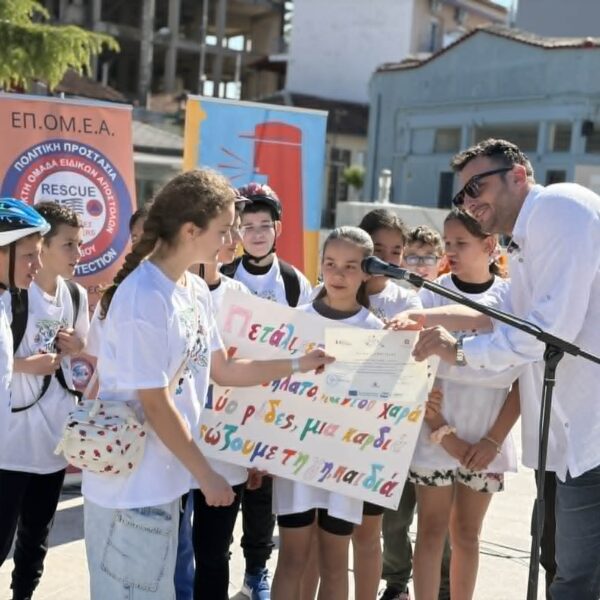 Περιβαλλοντική ποδηλατάδα και δενδροφύτευση στον Τύρναβο με τη συμμετοχή μαθητών και φορέων
