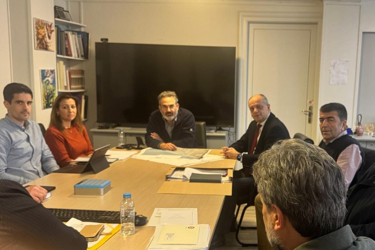 Πρωτοβουλία Καπετάνου για το νέο Τοπικό Πολεοδομικό Σχέδιο σε Παραλία Κουλούρας, Μεσάγγαλα και Καστρί Λουτρό.