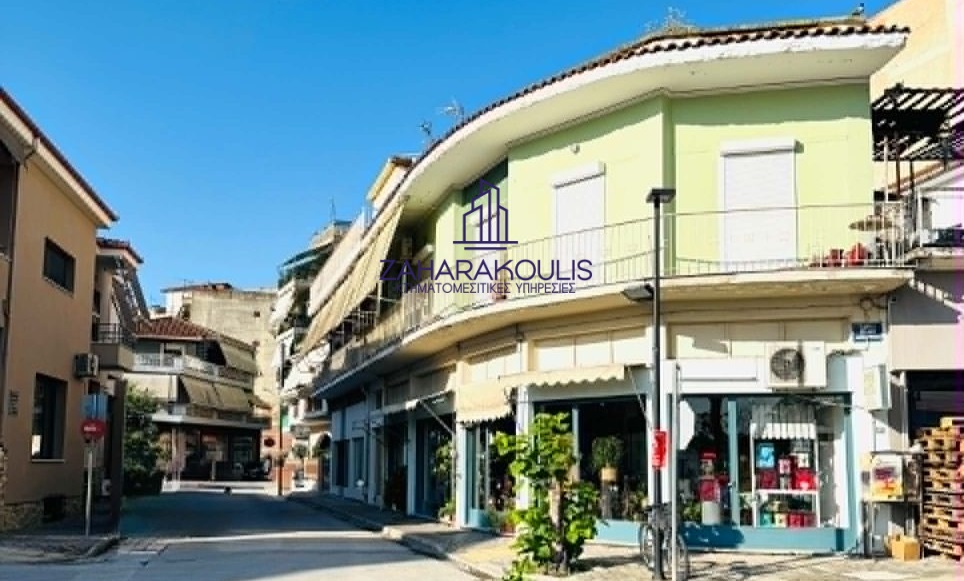 Πωλείται διαμέρισμα στο κέντρο του Τυρνάβου