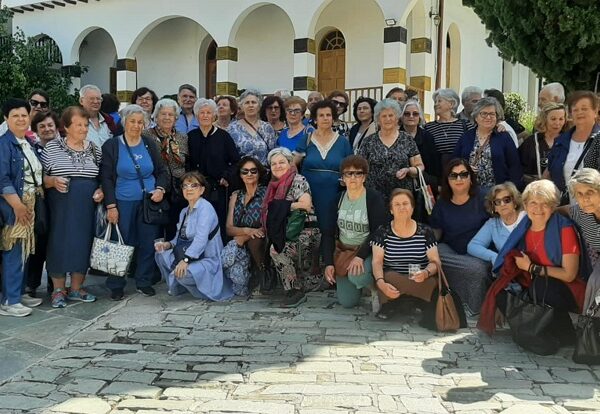 Ημερήσια εξόρμηση των ΚΑΠΗ του Δήμου Λαρισαίων σε Βόλο, Ι.Μ. Παναγίας Οδηγήτριας και Καλά Νερά