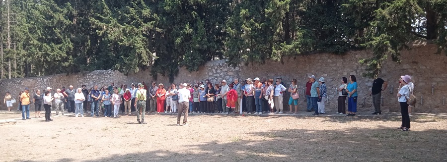 Εκδρομή μνήμης και τιμής στην Καισαριανή από το Σωματείο Συνταξιούχων ΙΚΑ Ν. Λάρισας