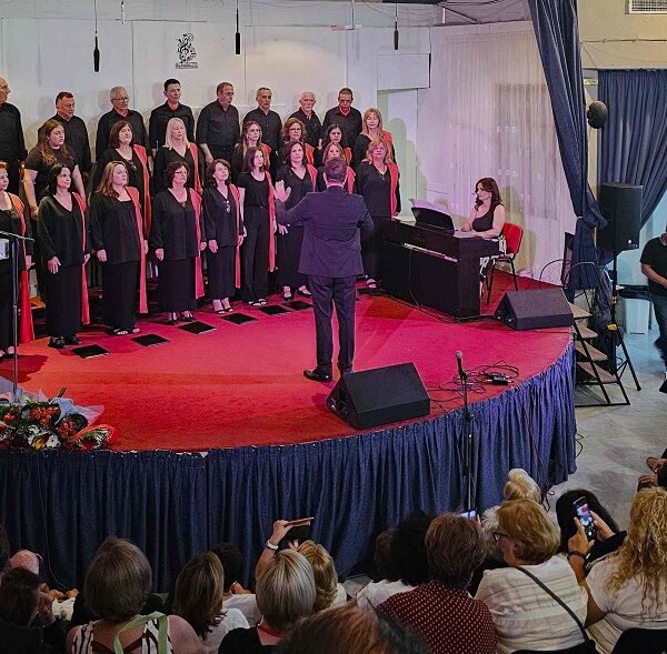 Στη Νέα Αγχίαλο η χορωδία “musicArte” Ελασσόνας