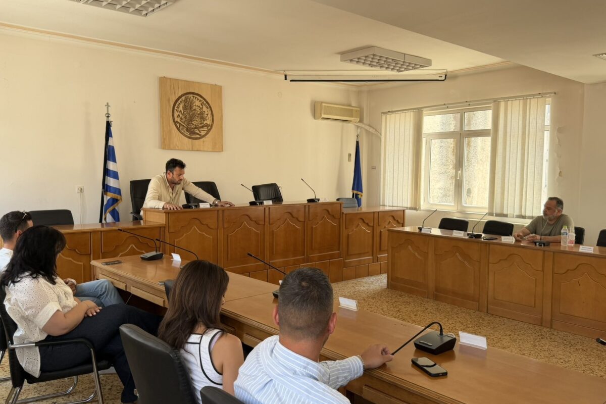 Στο πόδι ο Τύρναβος – Μαζική κινητοποίηση την Πέμπτη για να μην μπει λουκέτο στα ΕΛΤΑ
