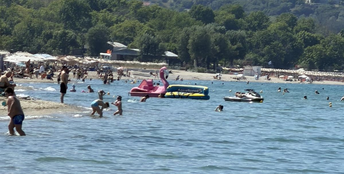 «Βούλιαξαν» τα παράλια Πιερίας και Λάρισας – «Ψήθηκαν» Λάρισα και Τύρναβος