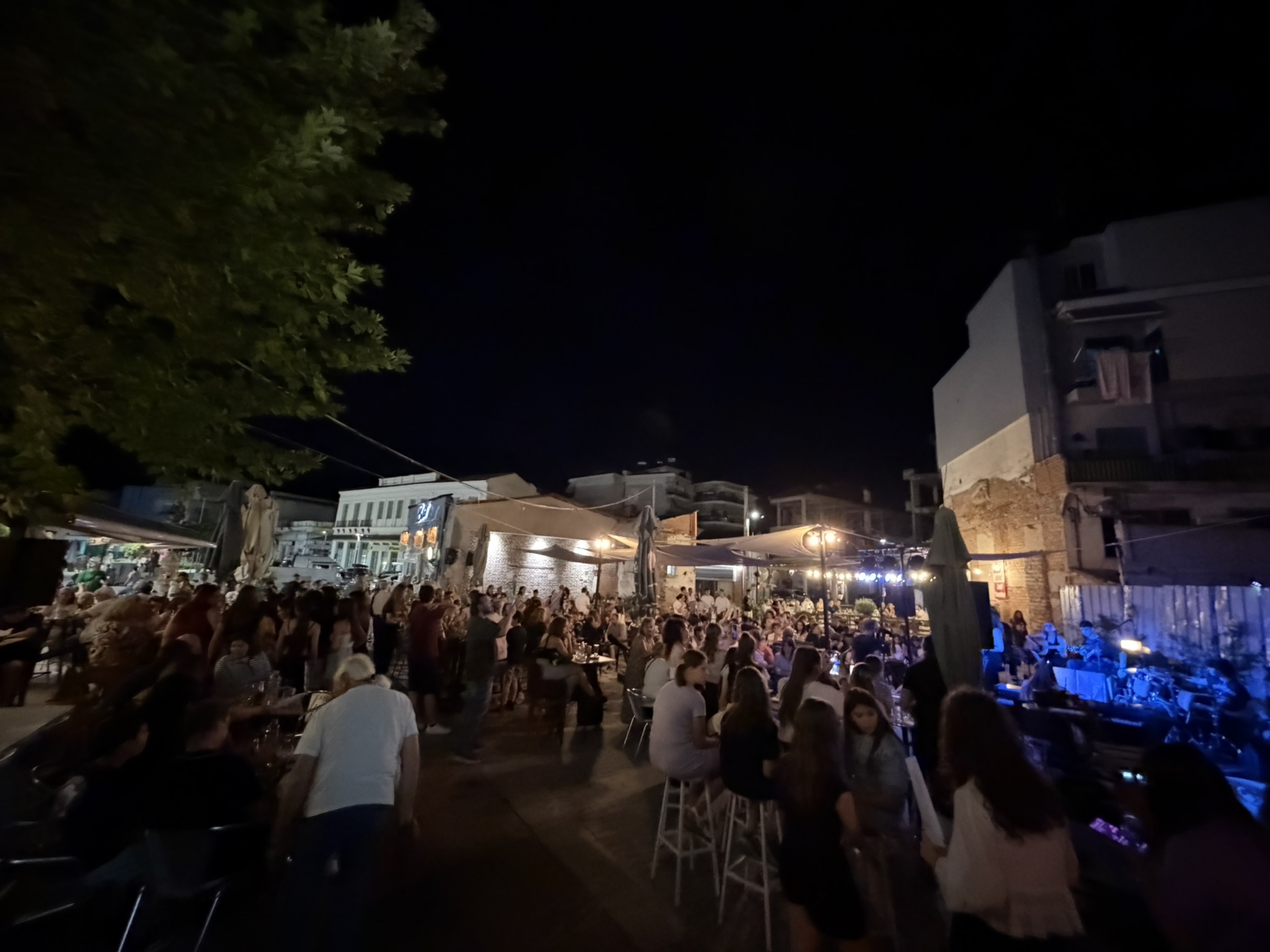 Φωτορεπορτάζ από τις καλοκαιρινές συναυλίες της Μουσικής Σχολής σε Τύρναβο και Αμπελώνα