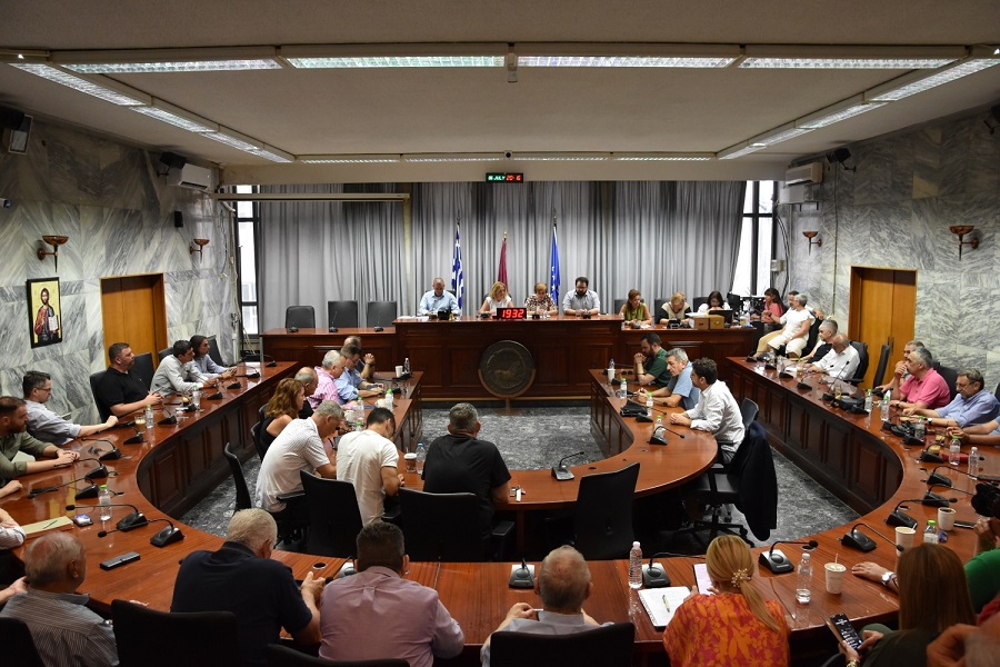 Δήμος Λαρισαίων: Γαρυφαλλιά Καρυστιανού και Χρήστος Τερζούδης εκ νέου στην Προεδρία του Δημοτικού Συμβουλίου και της Δημοτικής Επιτροπής, αντίστοιχα