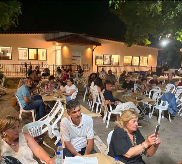 Με επιτυχία η πολιτιστική βραδιά «Πανόραμα του Δώτιου Πεδίου» στην Ανάβρα