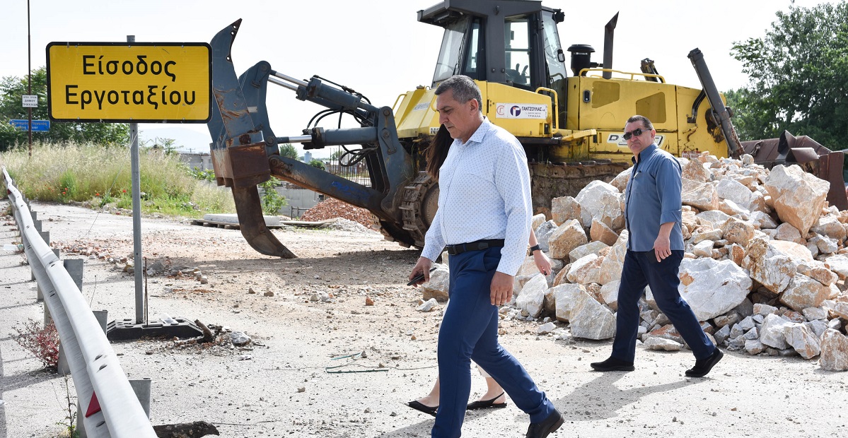Εργασίες αποκατάστασης του οδικού δικτύου δήμου Αγιάς