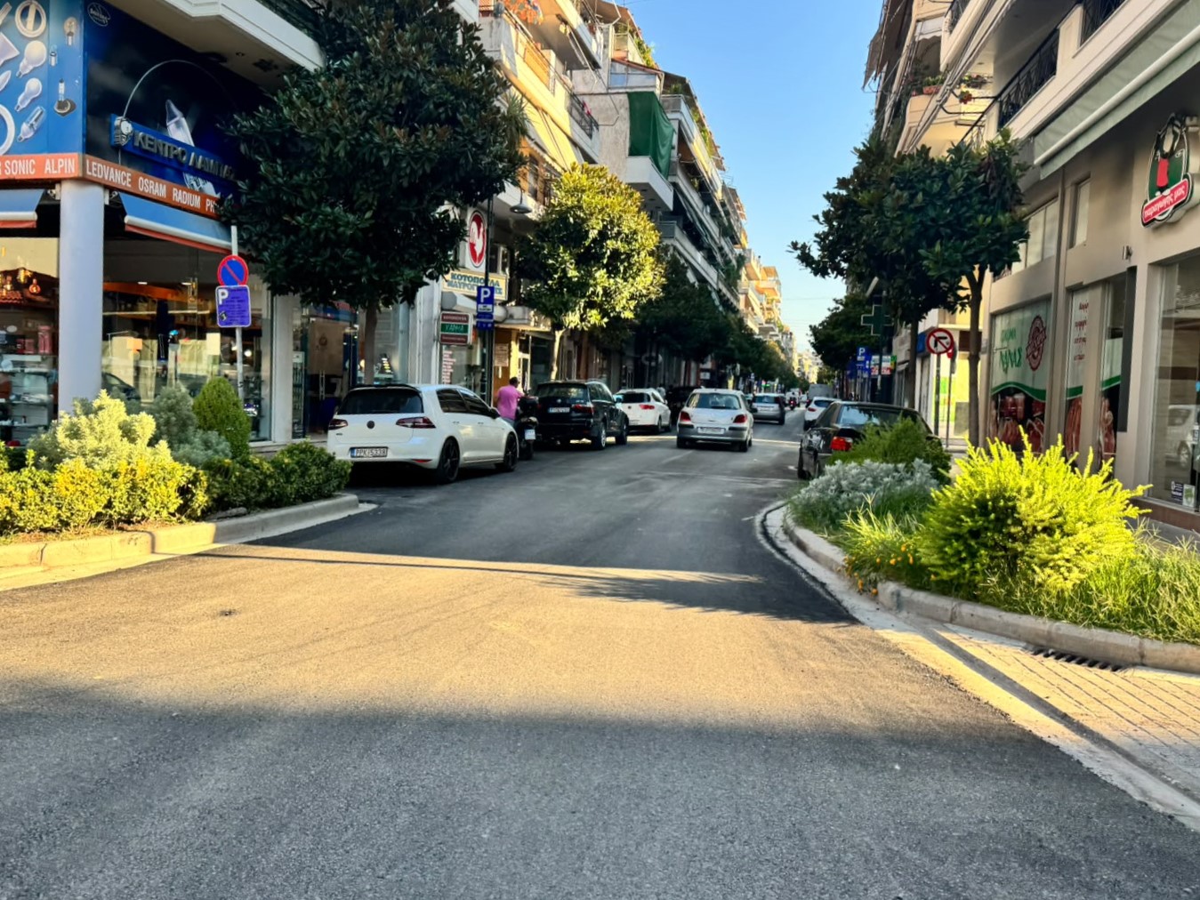 Δήμος Λαρισαίων: Στην κυκλοφορία η οδός Παναγούλη – Ολοκληρώθηκαν οι εργασίες ασφαλτόστρωσης