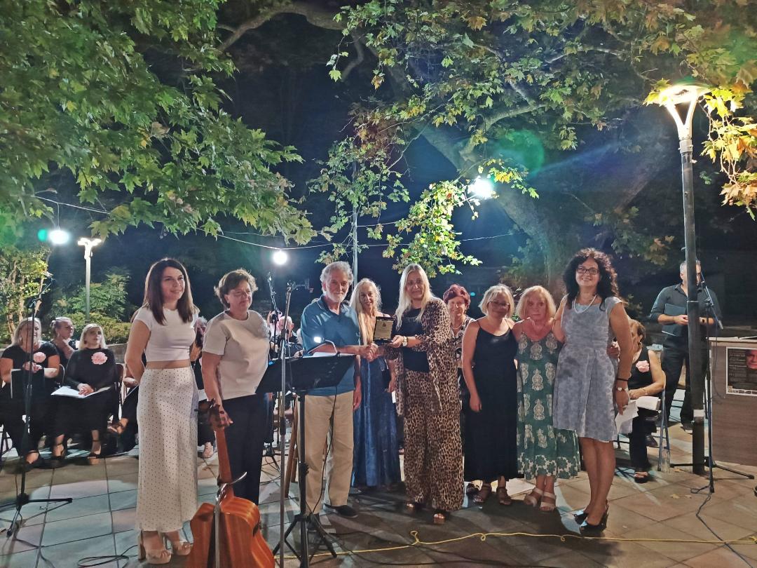 Βράβευση του συλλόγου Εικαστικών στο χορωδιακό φεστιβάλ Ανάβρας Αγιάς