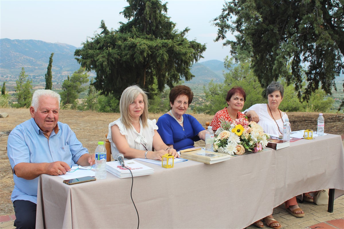 Με ενδιαφέρον η παρουσίαση βιβλίου της Μ. Τσεκούρα στους Γόννους (φωτό)
