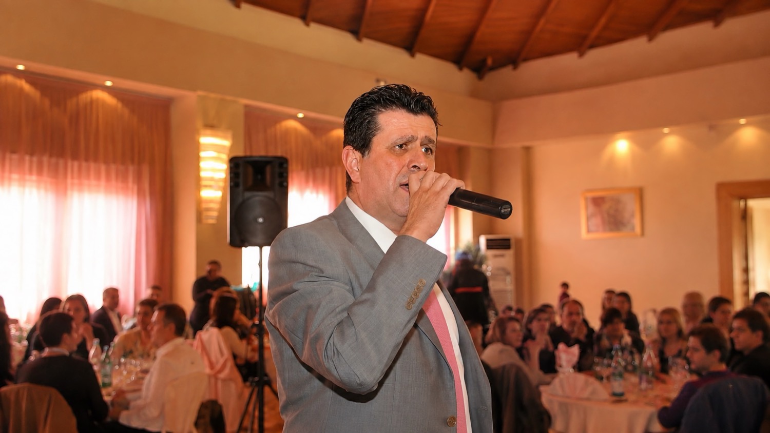 Φάρσαλα: Μεγάλη μουσική βραδιά στην Εμποροπανήγυρη το Σάββατο με τον Δημήτρη Χατζηπλή