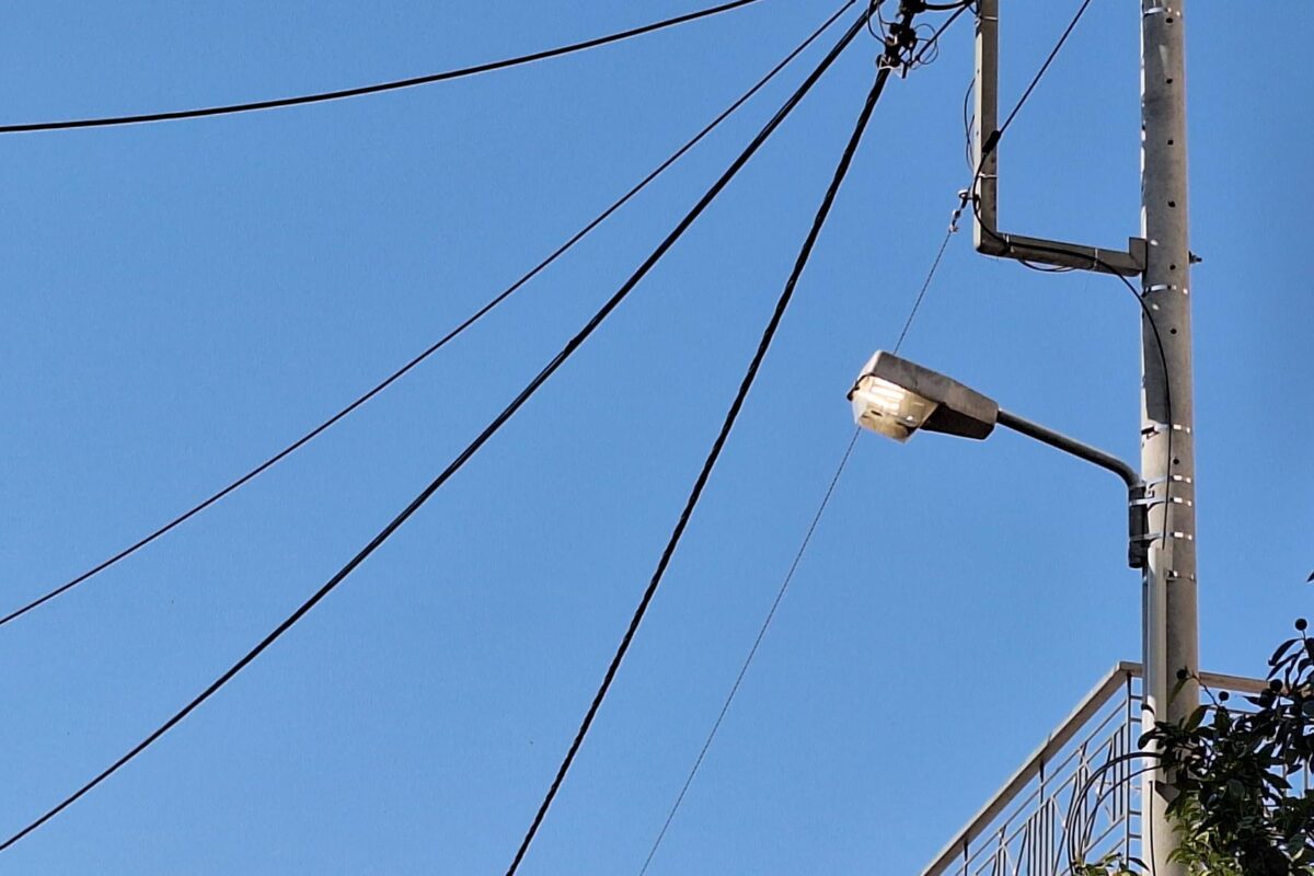 Νυχθημερόν ανοιχτά τα φώτα του δημοτικού φωτισμού σε Τύρναβο, Γιάννουλη, Αμπελώνα, Βρυότοπο και Δένδρα λόγω βλάβης του ΔΕΔΔΗΕ