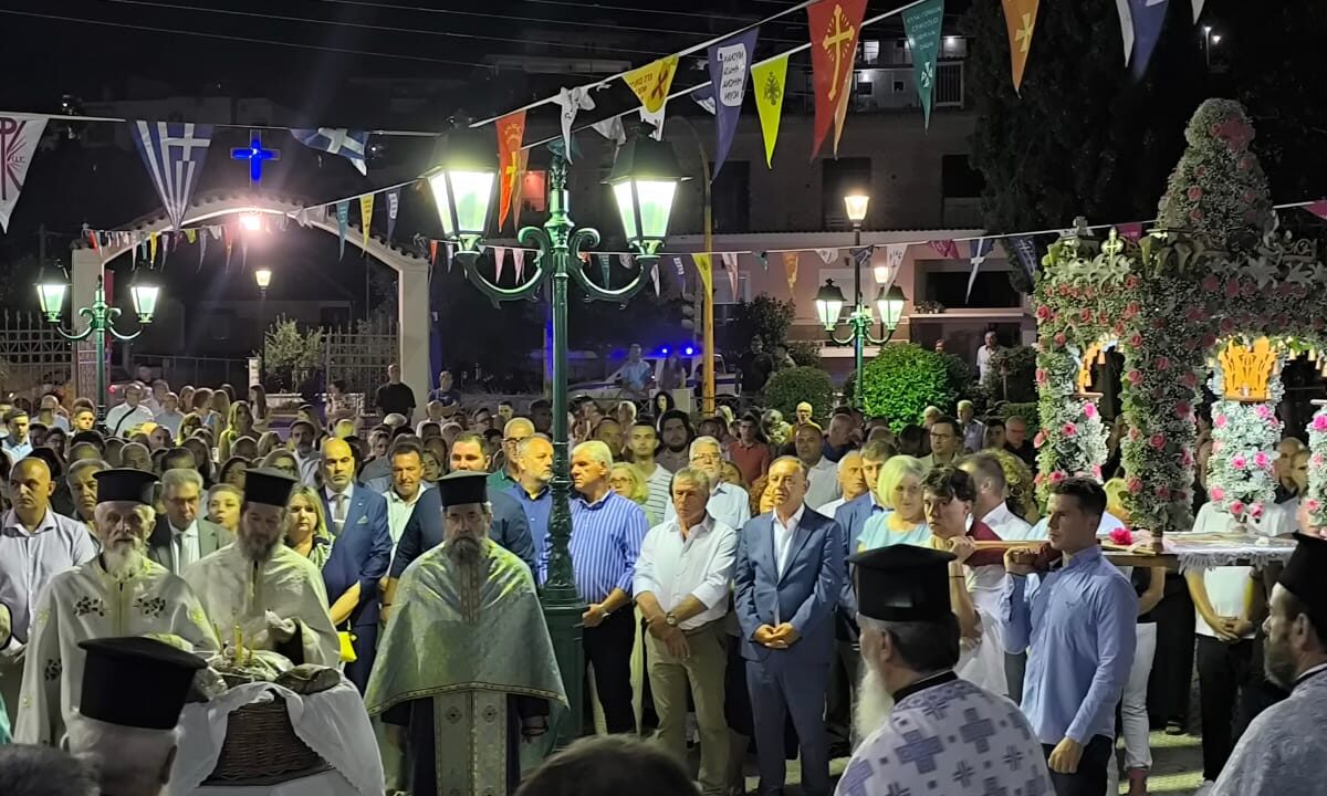 Στα Φάρσαλα για την εορτή της Κοιμήσεως της Θεοτόκου και την απελευθέρωση της πόλης ο Χρήστος Κέλλας