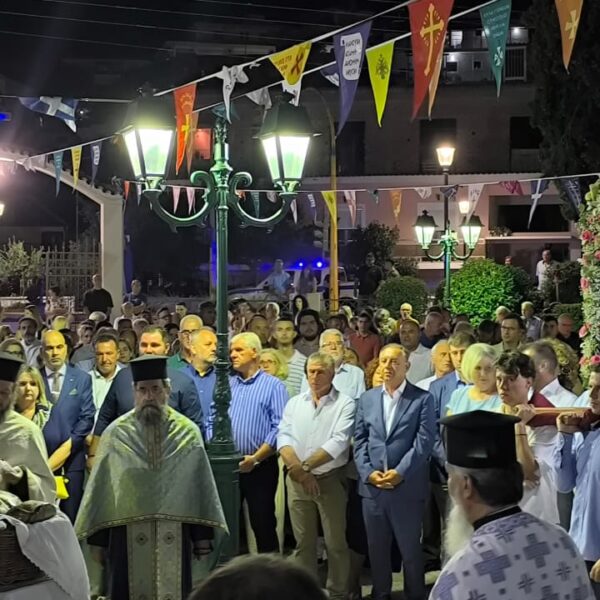 Στα Φάρσαλα για την εορτή της Κοιμήσεως της Θεοτόκου και την απελευθέρωση της πόλης ο Χρήστος Κέλλας