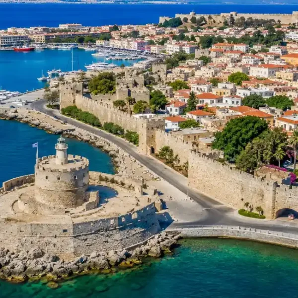 Ρόδος: Από τη «μόνιμη βάση V-BAT» στο «δεν υπάρχει σχεδιασμός» – Τι άλλαξε μετά την αντίδραση της Τουρκίας