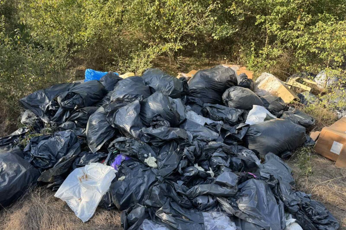 Ασυνείδητοι δημιούργησαν χωματερή στο Ρουμάνι των Πλατανουλίων – Μήνυση θα καταθέσει ο δήμος Τυρνάβου