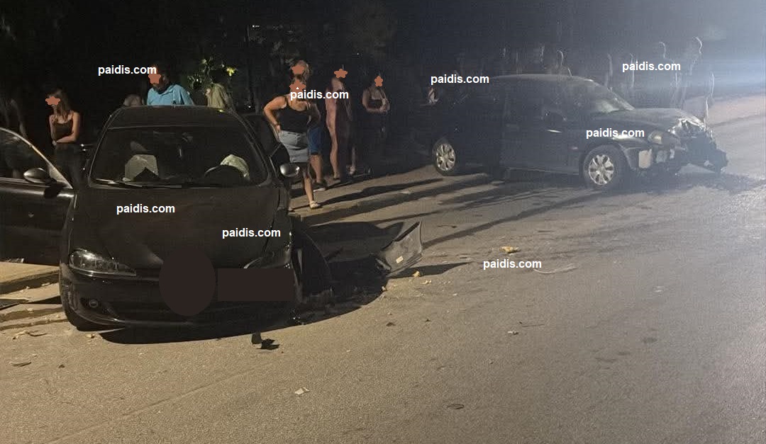 Σύγκρουση 2 αυτοκινήτων στον Τύρναβο