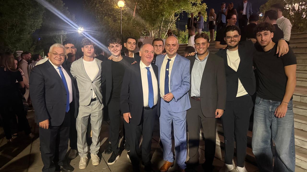 Χρ. Καπετάνος: «Ο “κουμπαράς” των παιδιών είναι ίσως το σημαντικότερο μέτρο των τελευταίων δεκαετιών